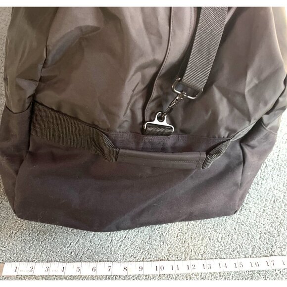 L.L. Bean Black Nylon XXL Duffel Bag W/Adjustable Strap 135L 34"x17"X15" C44 - Picture 4 of 12